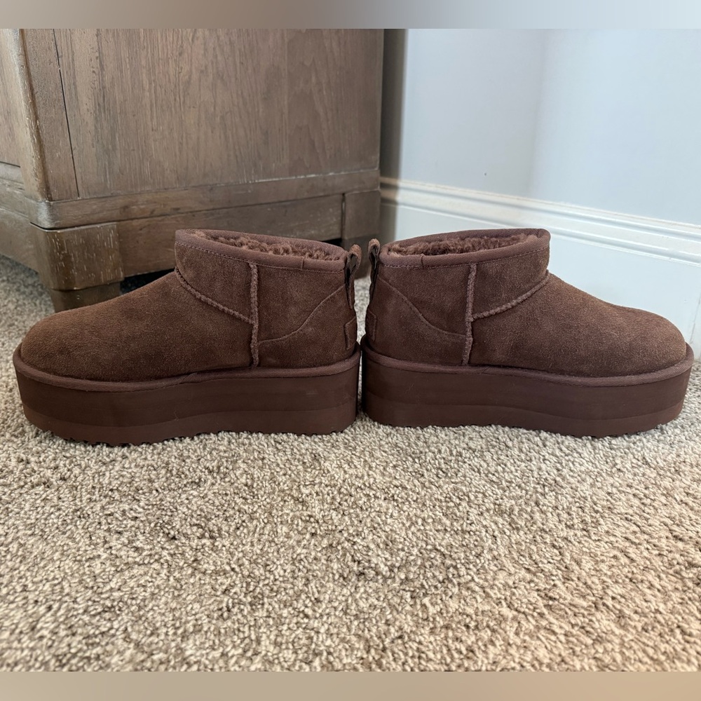 UGG Women's Classic Ultra Mini Platform Boots - Burnt Cedar - Size 6 - Picture 7 of 10
